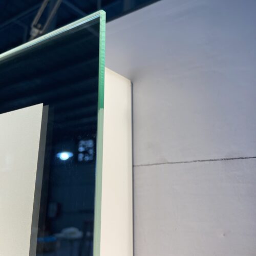 LED mirror with side diffusers